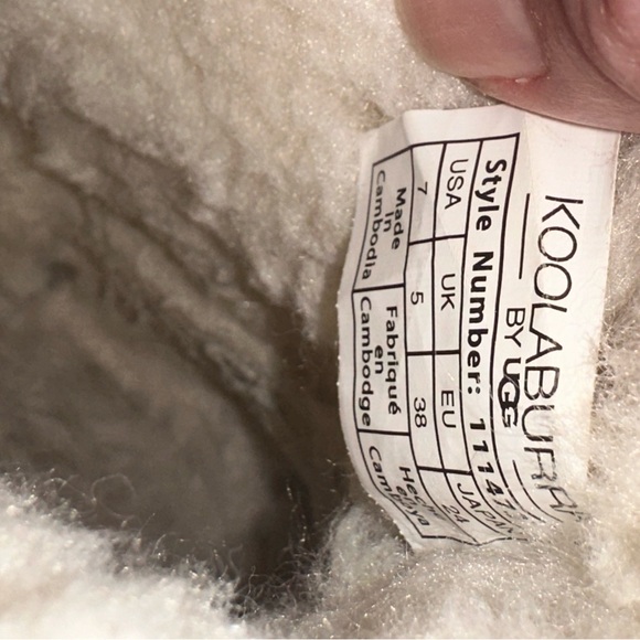 Koolaburra by UGG Women’s size 7 pink suede mini booties - Picture 8 of 9